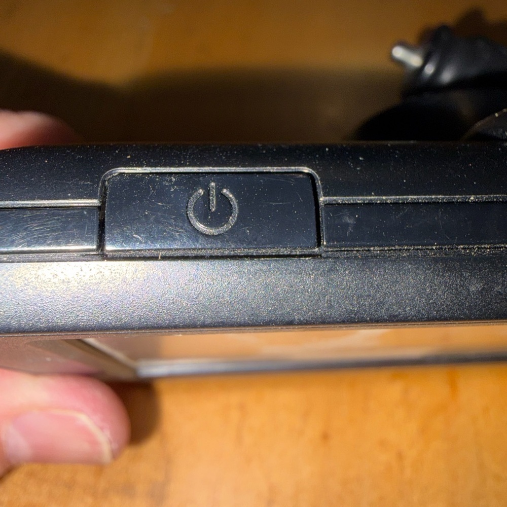 Garmin Black GPS Navigation Device - Picture 5 of 7